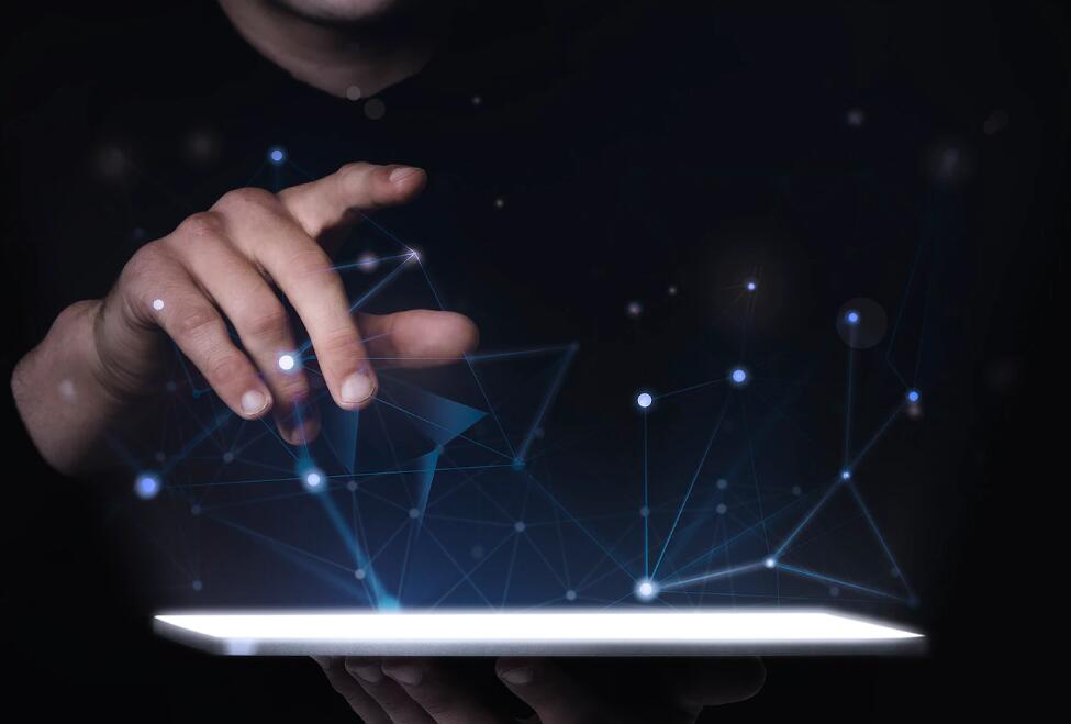 想去加拿大留学,求推荐一个靠谱点的中介 加拿大留学中介费用